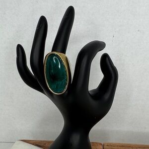 Vintage 1960s Oversized Green Cabochon & Brass/Gold Fill? Statement 28g Ring D11